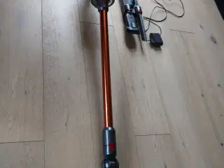 Dyson Cyklone V10 Absolute 