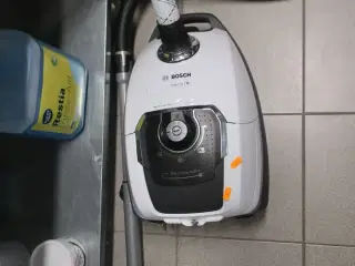 Støvsuger BOSCH Serie 8