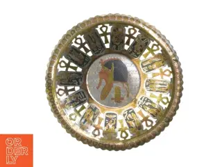 Dekorativt metal fad med egyptisk motiv (str. Ø 19 cm)