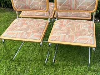Frisvingerstole/Barberstole . Italienske stole.