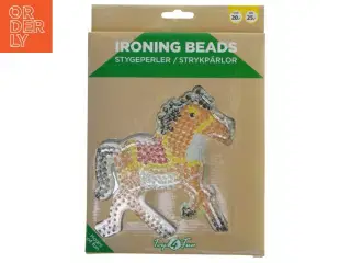 Strygeperlesæt i hesteform fra Toys4Fun