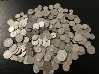 400 stk blandede mønter fra hele verden