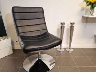 Komfortabel dreje lænestol/loungestol. 