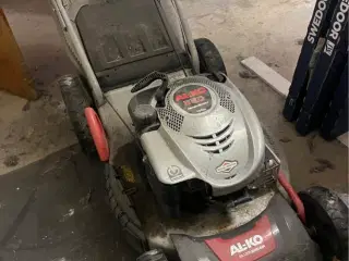 Plæneklipper 