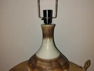 Flot bordlampe fra KAMO keramik