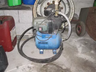 Vandpumpe i rigtig fin stand