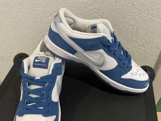 Dunk Low SB x Born X Raised "One Block At A Time"