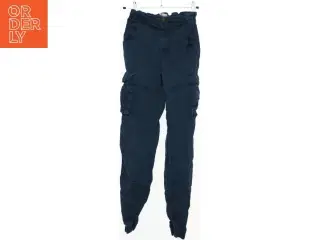 Cargo bukser til børn fra Name It (str. 158)