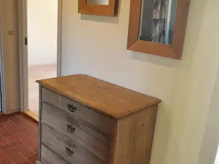 Kommode, flot, gammel, og to spejle
