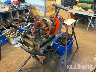 Gevindskæremaskine Ridgid 300 compact 1233 - inklusiv diverse tilbehør