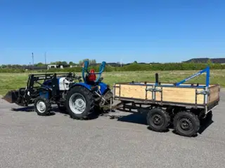 Mini traktor med frontlæsser