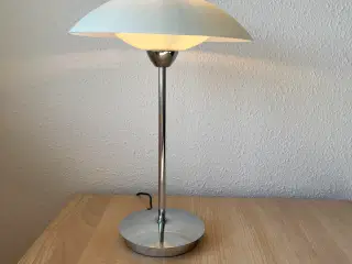 Fin bordlampe 