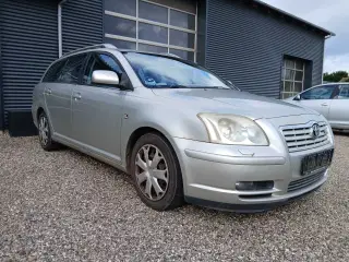 Toyota Avensis 2,0 STW. BENZIN A/C