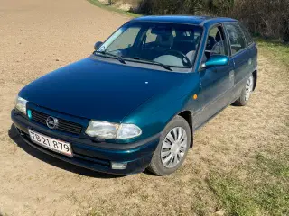 Opel Astra F cc 1998