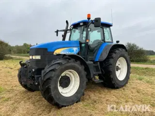 Traktor New Holland TM175