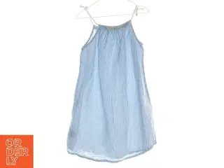 Kjole fra H&M (str. 140)
