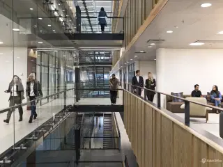 Et kontorhus med udsigt lys og luft