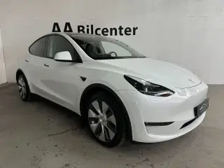 Tesla Model Y  Long Range AWD