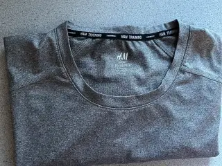 Trænings t-shirt fra H&M