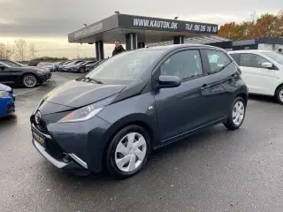 Toyota Aygo 1,0 VVT-I X-Play + X-Touch 69HK 5d