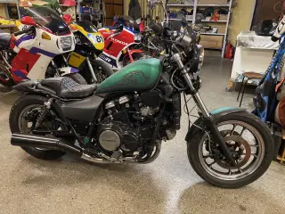 Honda VF1100 Magna