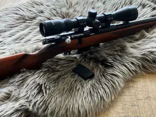 Winchester Wildcat cal. .22 med 5-skuds magasin
