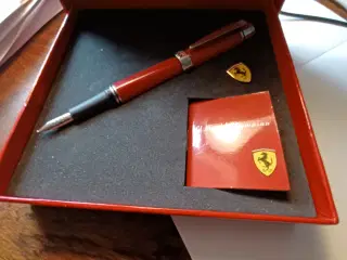 fyldepen ferrari