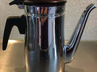 Kaffekande med bakelithåndtag