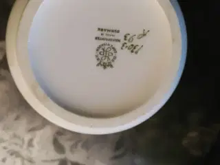Royal Copenhagen vase - BYD