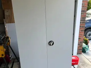 Rigid værktøjsskab