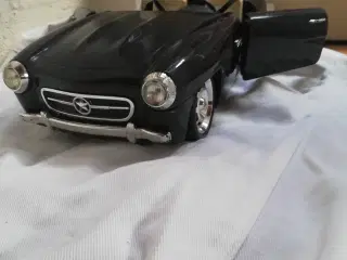 Fed sort legetøjs bil Ca 46 cm 