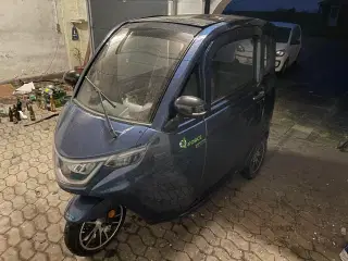 Kabine scooter Force X3 