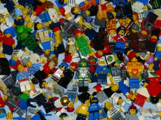 Lego 125 minifigurer