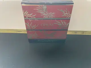 Opium parfume Yves Saint Laurent 