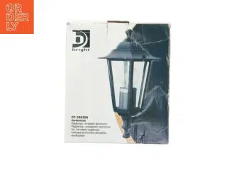 Udendørslampe i støbt aluminium fra Bright (str. 28 x 16 cm)