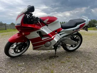 Motorcykel - Honda CBR 600