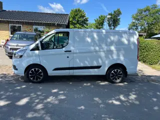 Ford transit custom 2020 170 hk. Aut 