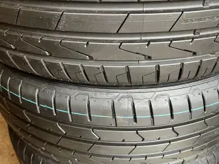 Sommerdæk 205-60-16 Hankook.
