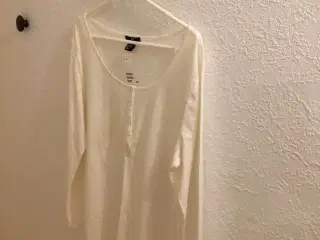 Langærmet bluser i str. XL 
