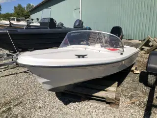 Hille 350 Delphin