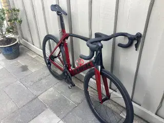 Trek Madone SLR 8 (2019)