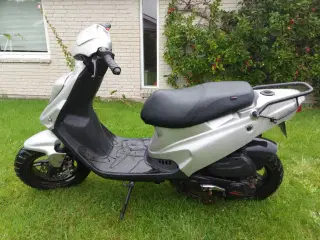 Moto cr hot 50