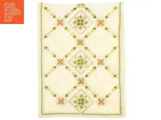 Broderet bordløber (str. 120 x. 43 cm)