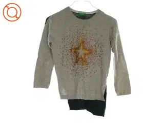 Bluse fra Benetton (str. 110)