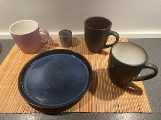 Flot Bitz stentøjs-lot – krus og middagstallerken