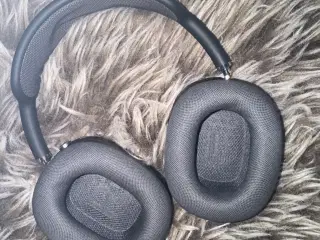 AirPods Max