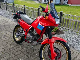 Honda nx 650 dominator 