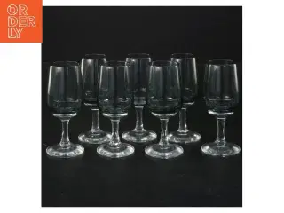 Sæt med 7 glas (str. 7 stk Ø 3,5 cm længde 9,5 cm)