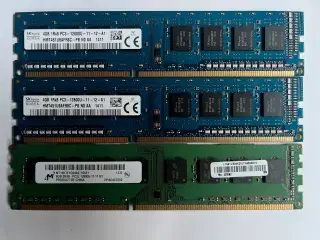 DDR3 RAM.  2 x 4 Gbyte + 1 x 8 Bbyte. 1600 MHz