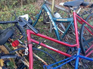 Reservedelscykel sælges billigt til Reparation.